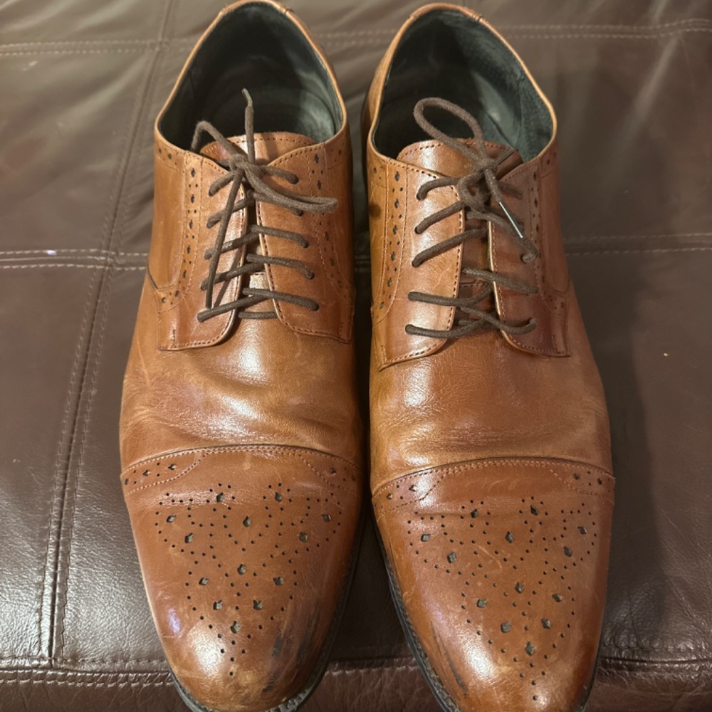 Shoes - Picture 2 of 3
